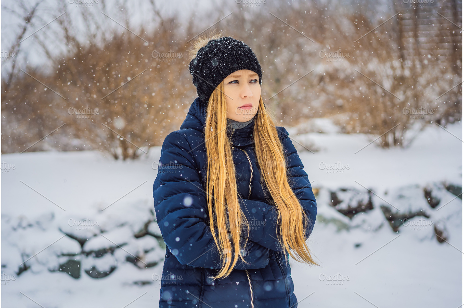 The woman was very froze in winter, a Person Photo by Elizaveta Galitskaya