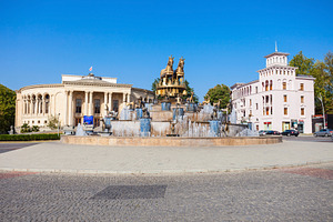 Fountain in Kutaisi, a Photo by saiko3p