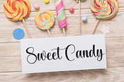 Jersey | Script Font, a Handwritten Font by Scratchones (Thumbnail 5 of 9)