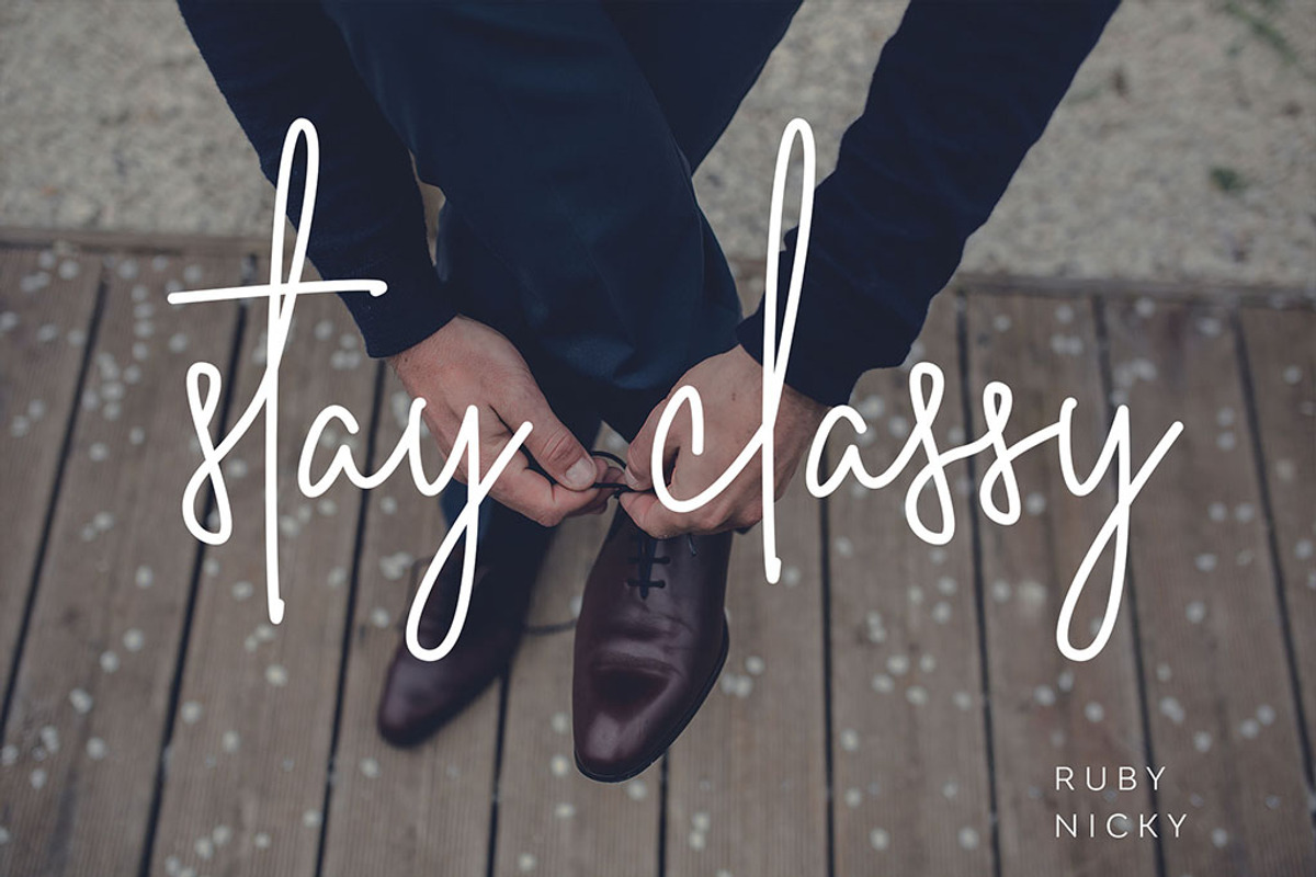 Australia Signature Font, a Script Font by Cherryline Master (Photo 5 of 10)