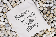 Magic Jasmine Font, a Handwritten Font by Timurtype (Thumbnail 5 of 7)
