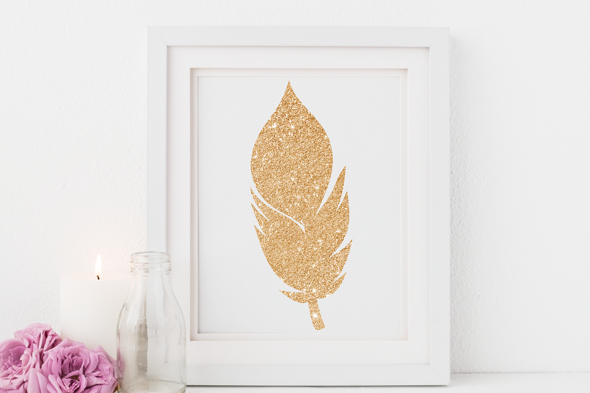 Feather Clip art - glitter clipart, a Graphic by ConfettiBears (Photo 3 of 5)