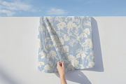 White Blooming Flowers, a Wallpaper Graphic by MalyskaStudio (Thumbnail 5 of 14)