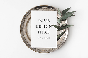 Nordic Neutral Stationary​ Mockup