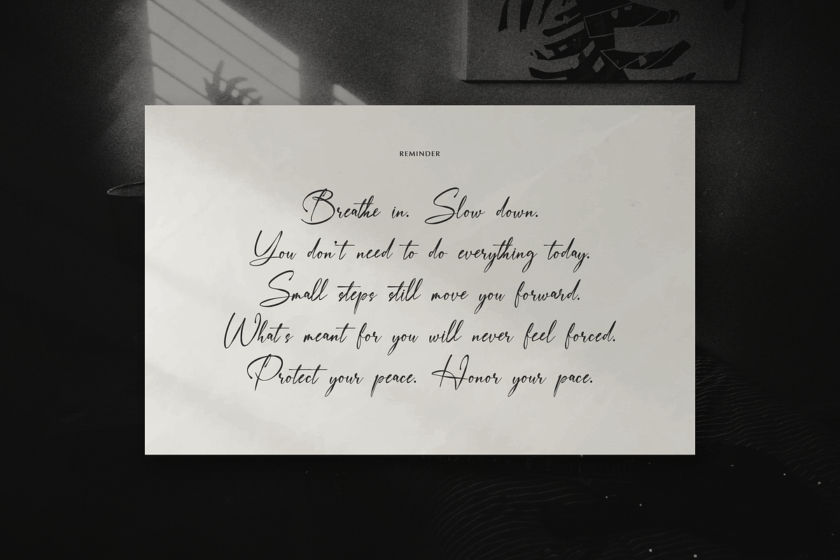 Dohemika | Handwritten Script, a Script Font by gracetype_studio (Photo 3 of 12)