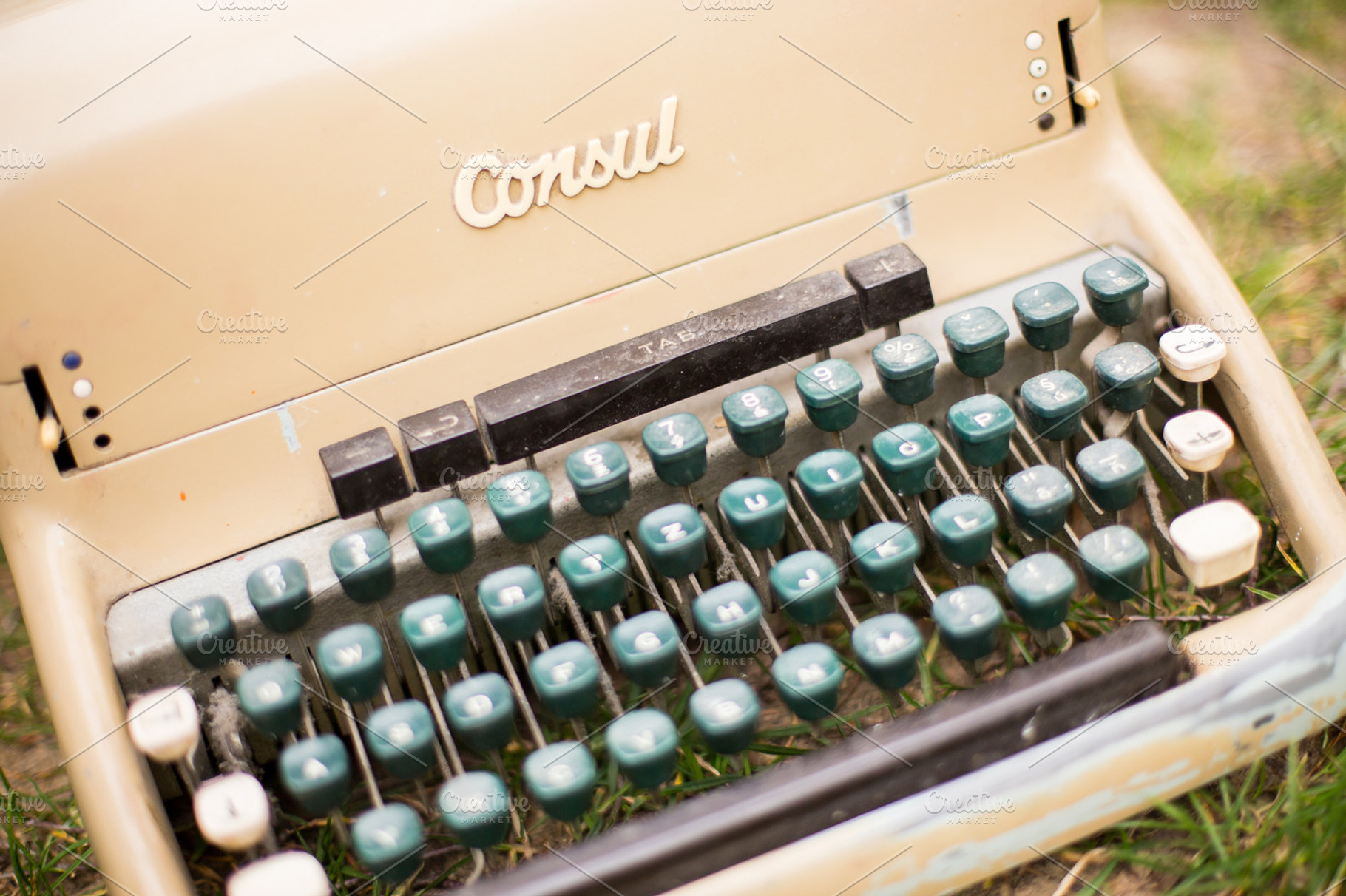 Consul typewriter 2 stock photo containing consul typewriter and consul, a Technology Photo by Punto Photo