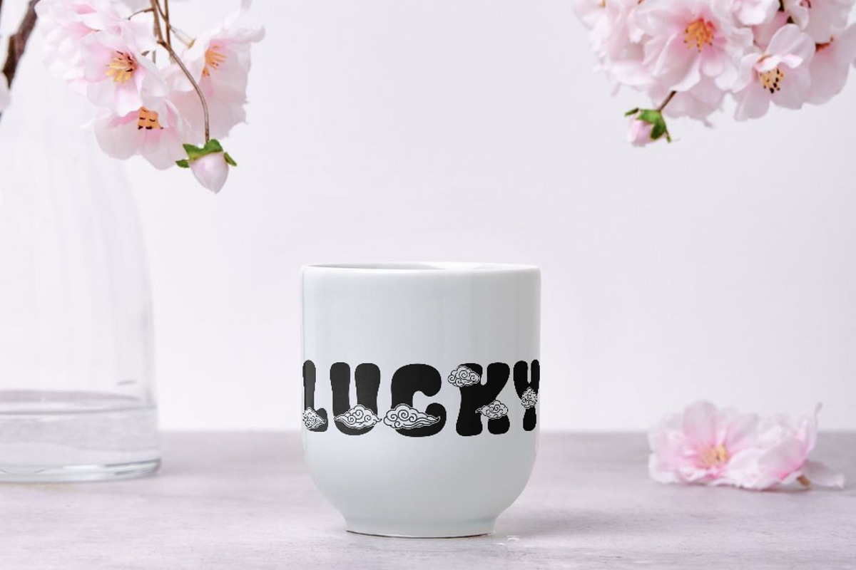 Auspice Cloud - Chinese Font Duo, a Script Font by AnningArts (Photo 5 of 8)