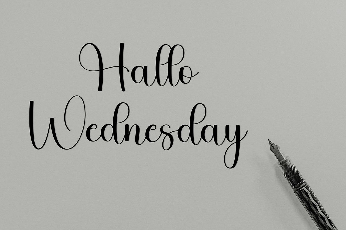 Angelia, a Handwritten Font by InermediaSTUDIO (Photo 6 of 8)