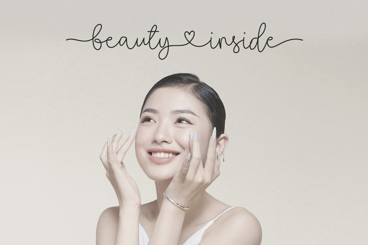 Love Self | Lovely Script Font, a Script Font by Heinzel Std (Photo 15 of 15)