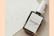 Roeska - Modern Serif Font, a Serif Font by Aqeel_Art (Thumbnail 7 of 12)