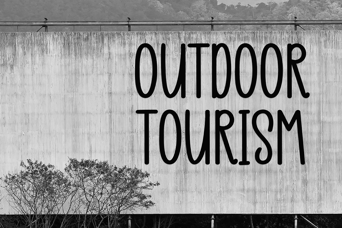 Garden Flags, a Serif Font by InermediaSTUDIO (Photo 2 of 8)