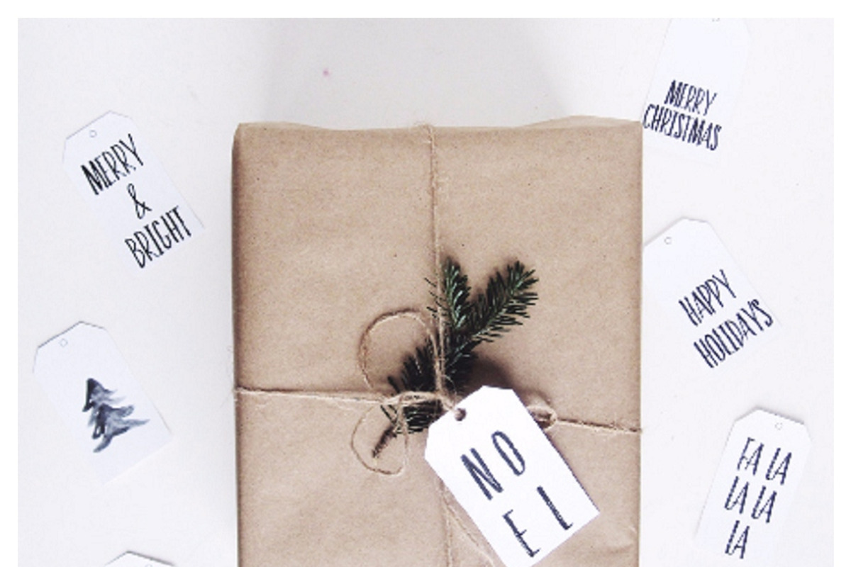 8 Minimalist Holiday Tags, a Graphic by Bloom and Flourish (Photo 2 of 3)