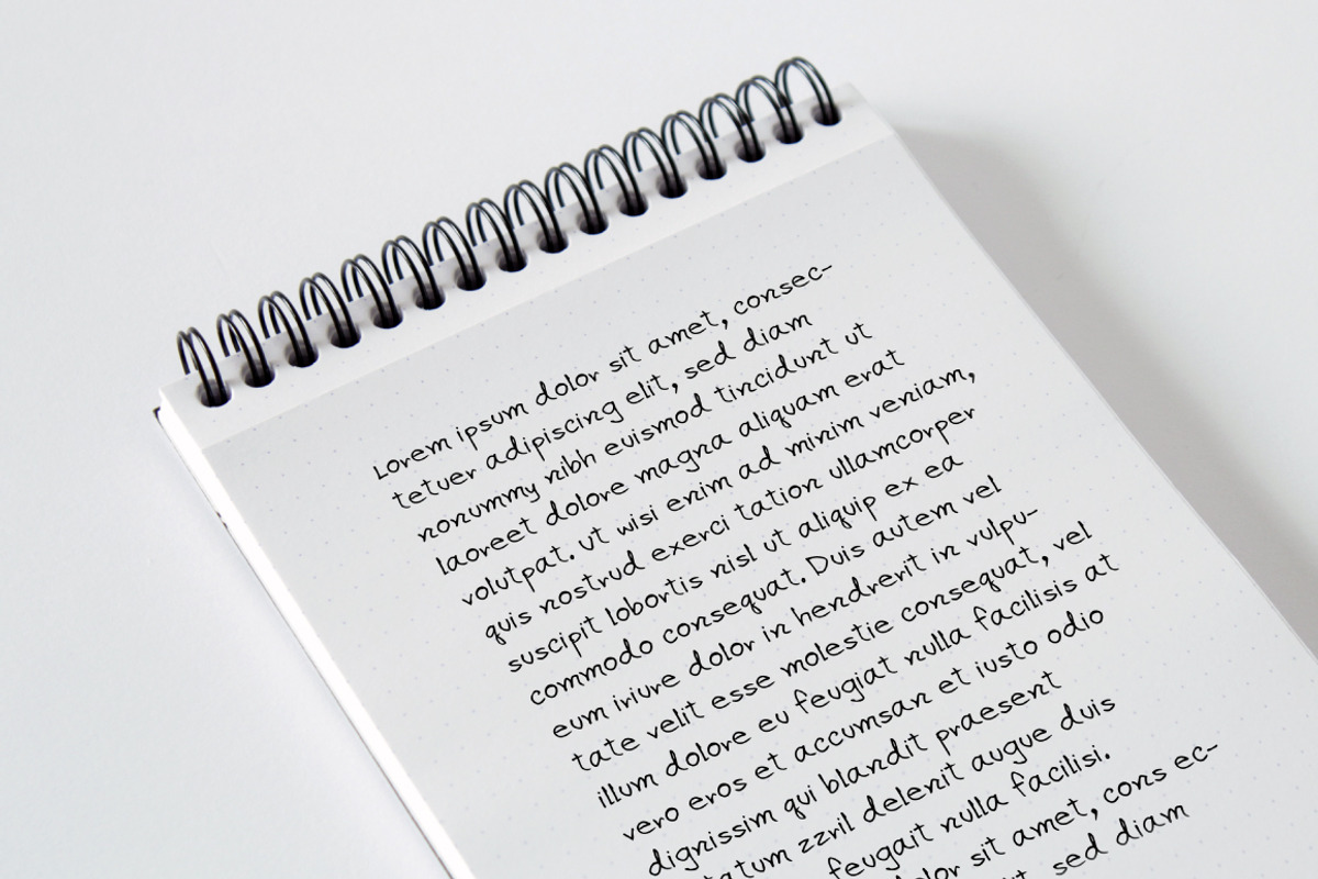 Apirak Handwriting Typeface preview 2