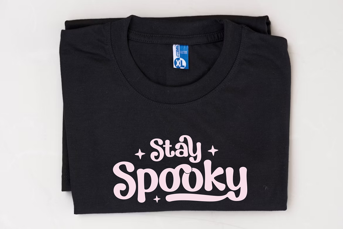 Spooky Halloween - Groovy Font, a Handwritten Font by SaktiAvellin (Photo 8 of 10)