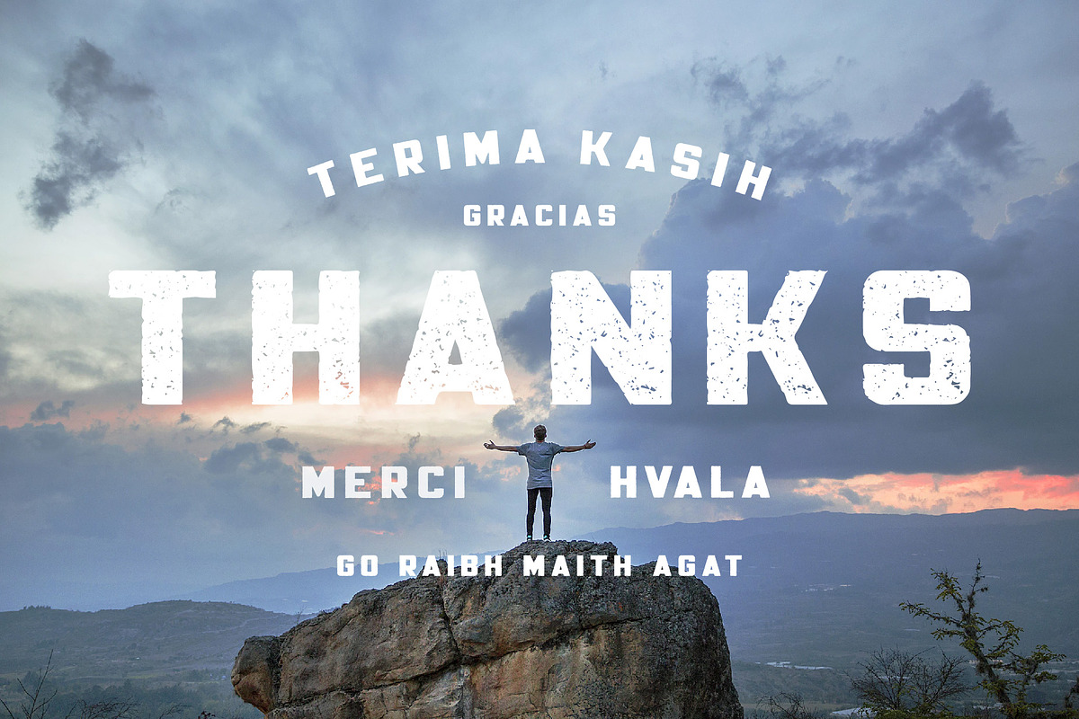 Mesquin Font, a Font by MuSan (Photo 10 of 10)