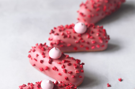 Pink Eclair with Raspberry Cream