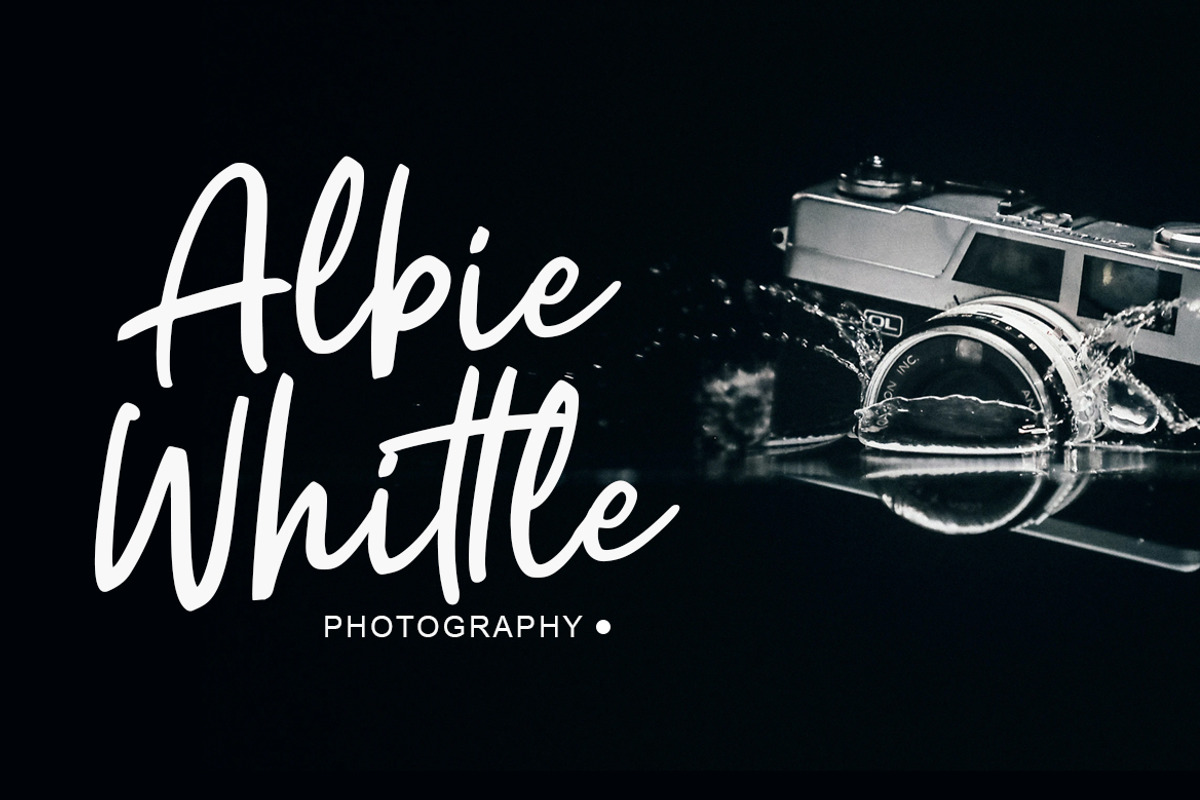 Astrea - Handwritten Font preview 2