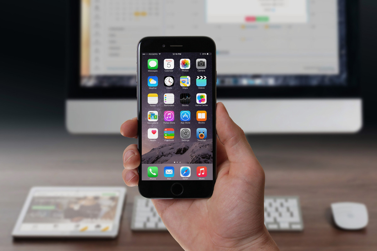 Handheld Device Mockups, an iPhone Mockup by h3design (Photo 4 of 6)