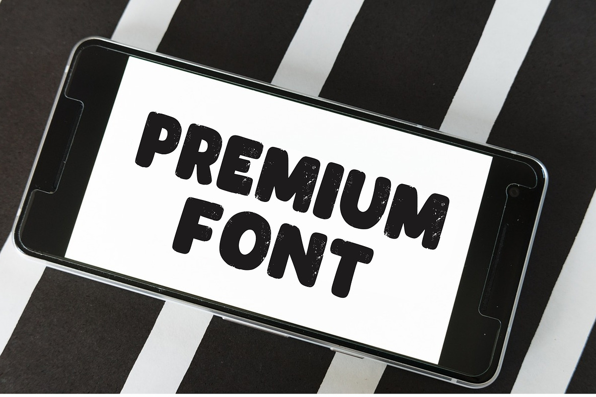 Happy Cheers, a Font by Limited.studio (Photo 6 of 6)