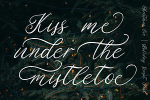 Christmas Eve. Holiday Script Font.