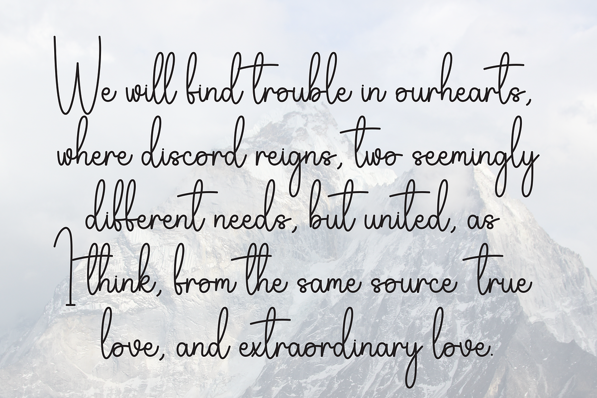 House | Script Font preview 6