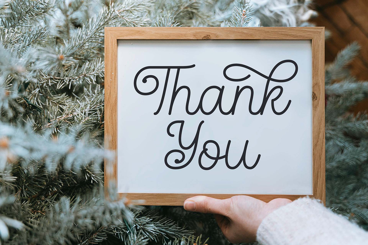 Christmas Festival, a Script Font by Doehantz Studio (Photo 11 of 11)