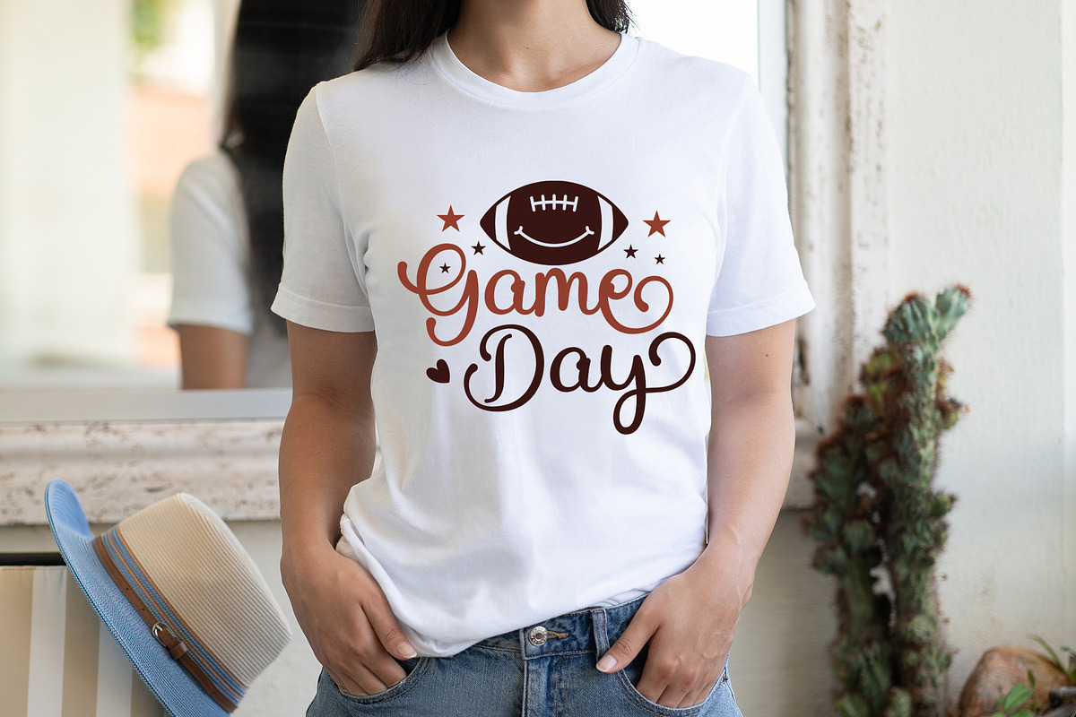 Football SVG Bundle 18 Designs, an Object Graphic by BeeCraftR (Photo 11 of 11)