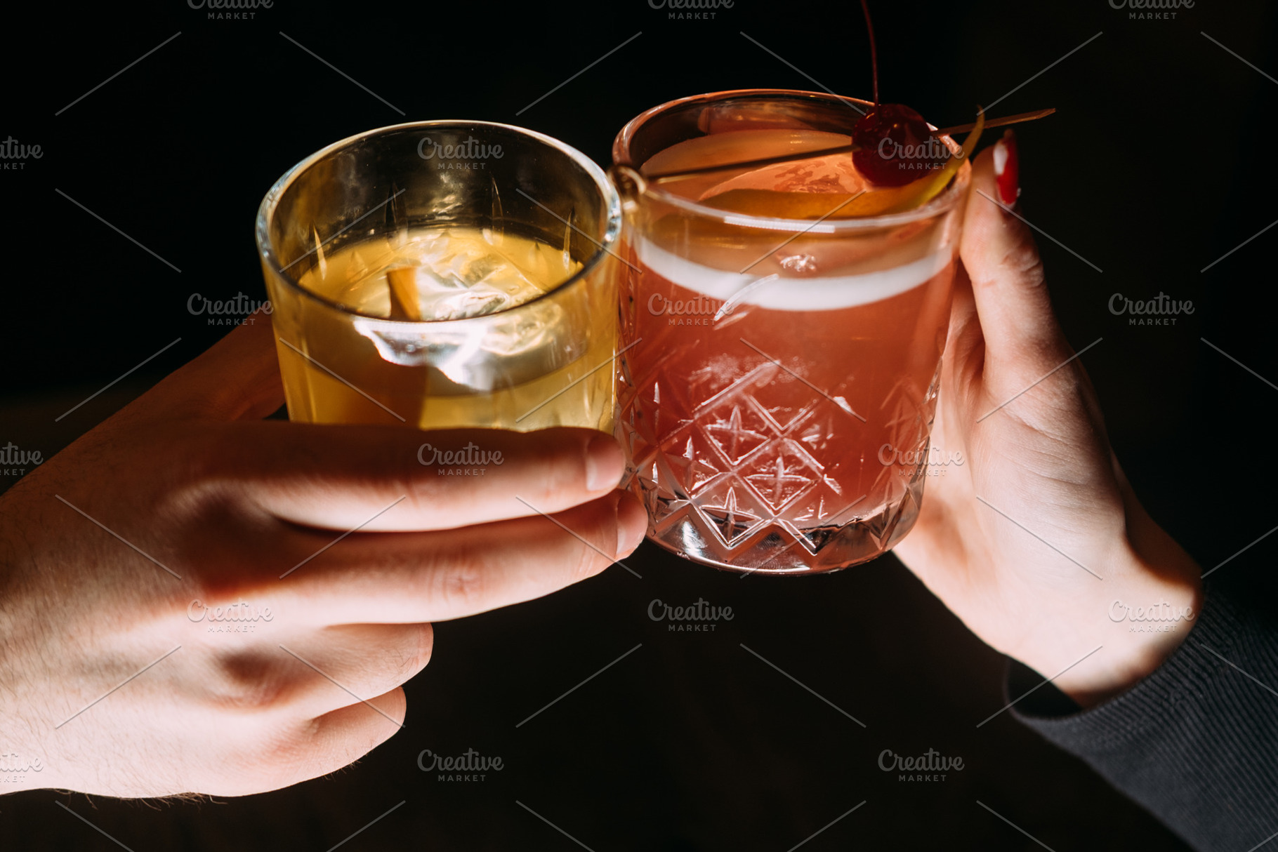 Couple toast cocktail drink hands alcohol glass, a Person Photo by Photo Drive Studio