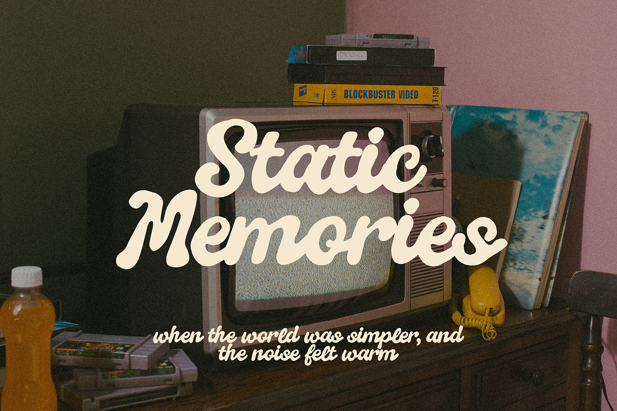 Analog Dreams – Retro Script, a Script Font by Creacy Studio (Photo 5 of 8)