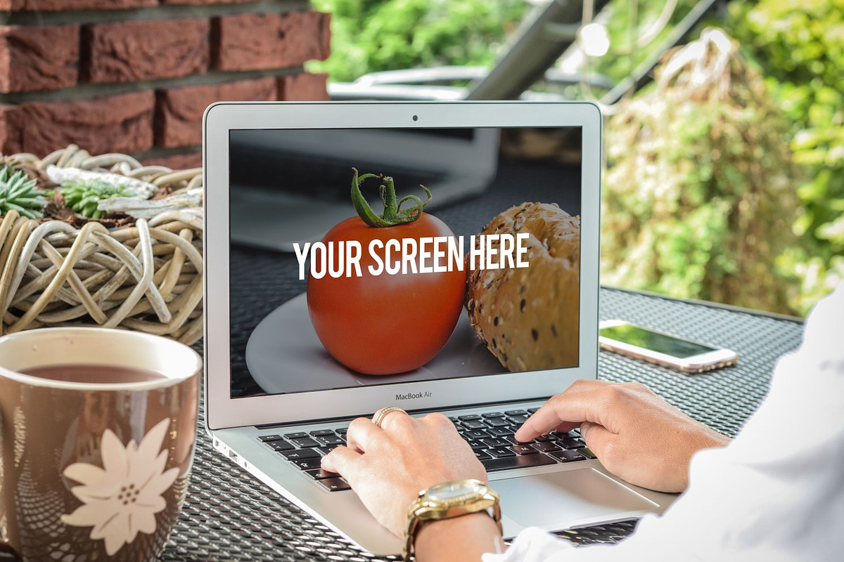 10 Mockups MacBook (pics+PSD), an iPhone Mockup by tydla (Photo 5 of 12)