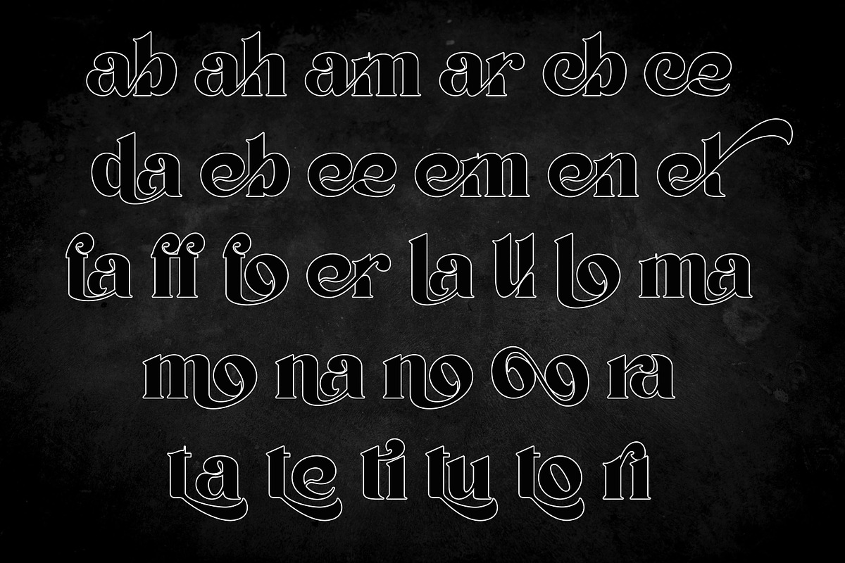 Hooking, a Serif Font by Canden Meutuah (Photo 7 of 10)