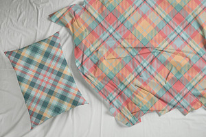 102 Plaid Patterns Soft & Pastel