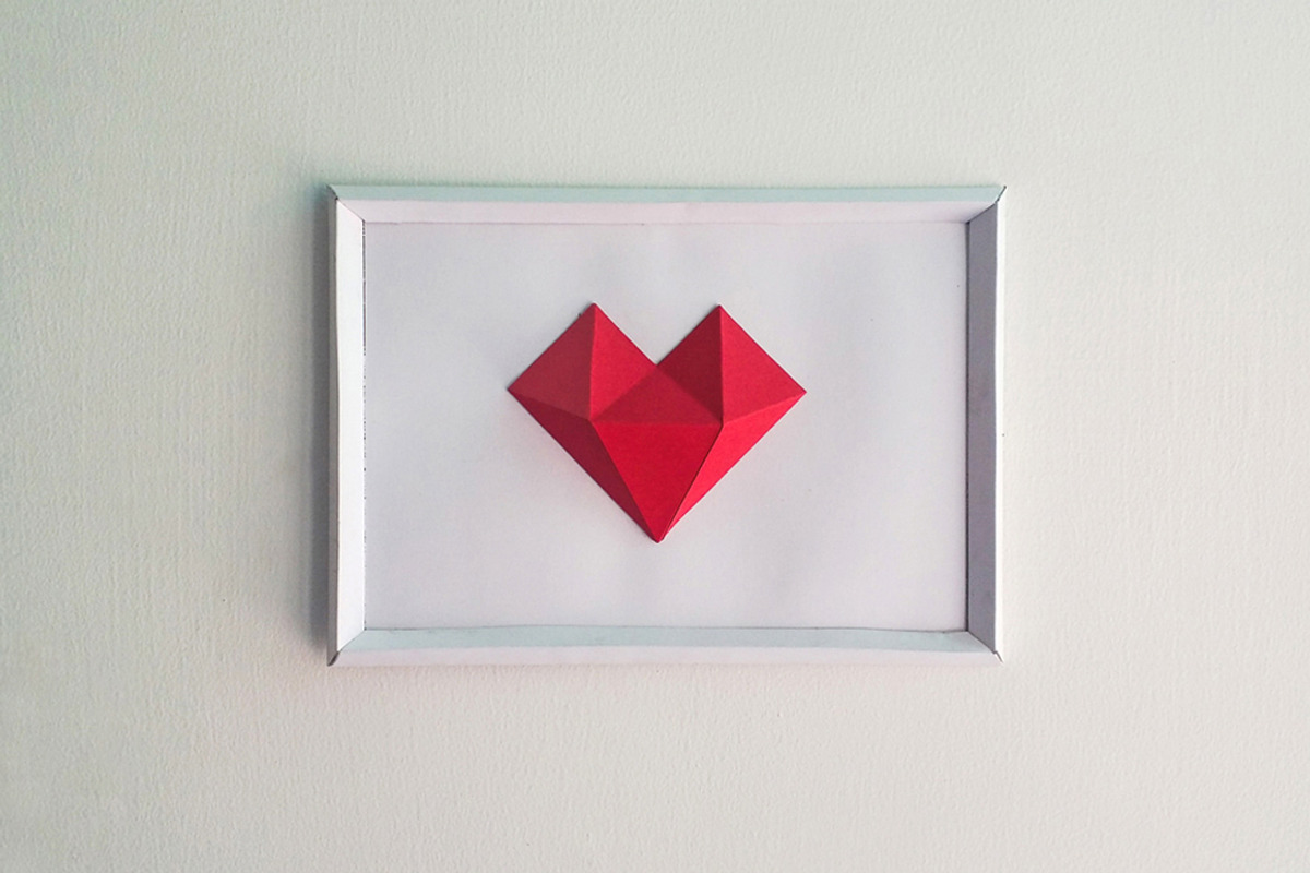 DIY Heart Frame - 3d papercraft, a Templates & Theme by PAPER amaze