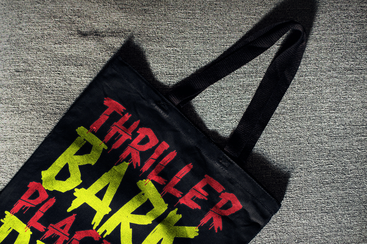 Chiller Mark | Horror Font, a Handwritten Font by Denustudios (Photo 5 of 12)