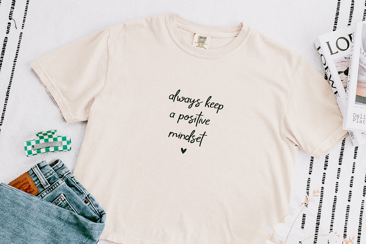 Stay Focused Casual Handwritten Font, a Handwritten Font by Kaya Fonts (Photo 16 of 19)