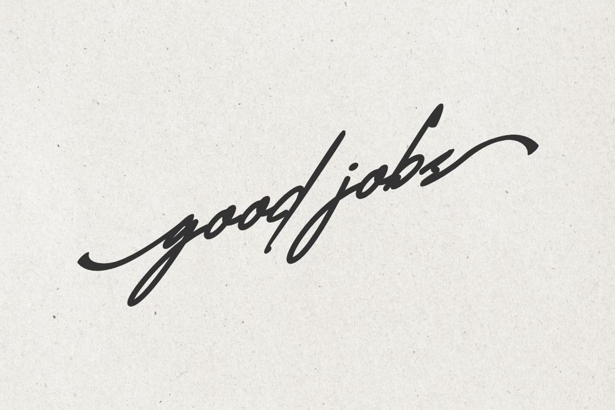 Roda Dua Signature, a Handwritten Font by JNJ Studio (Photo 5 of 13)