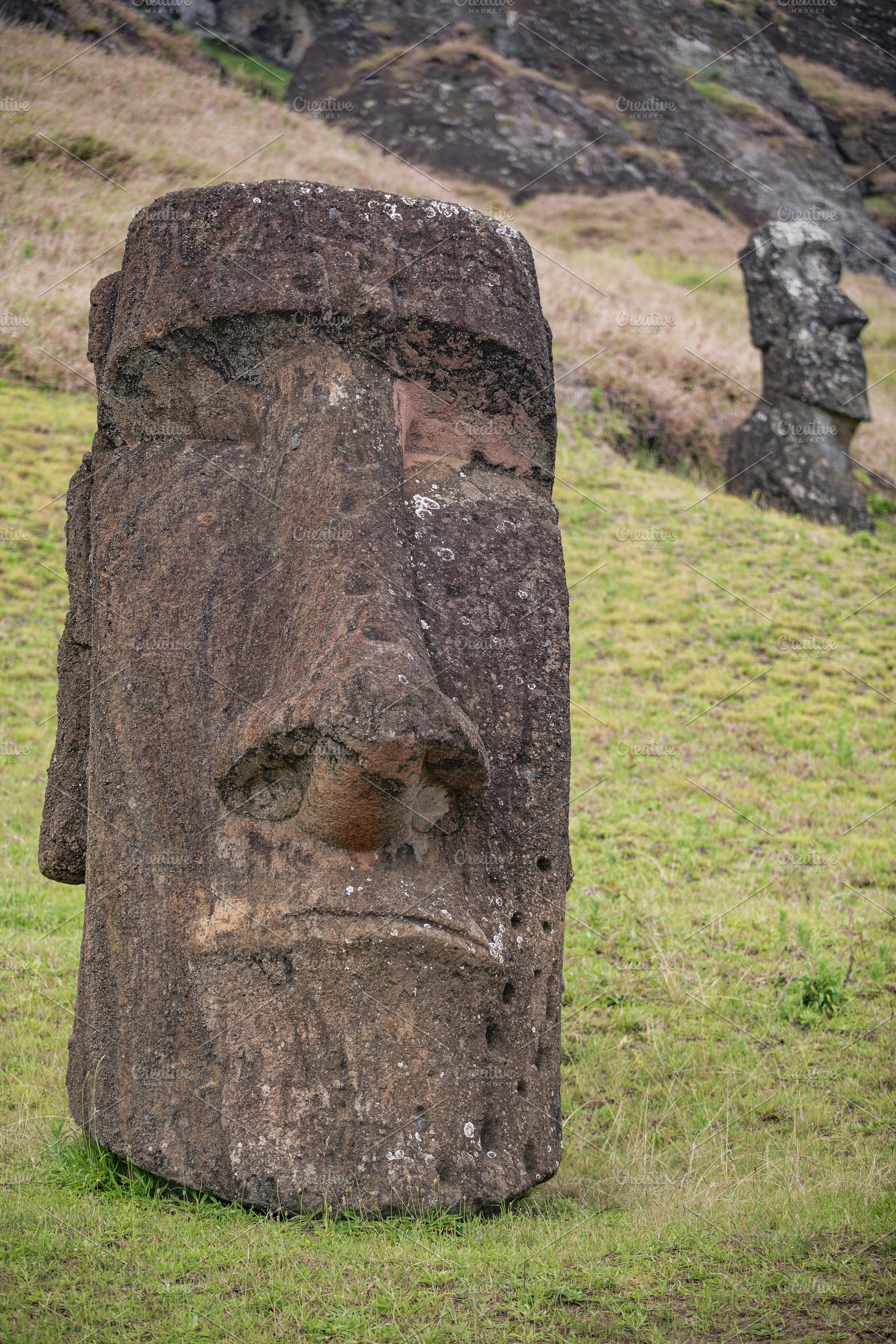 The mysterious stone statues of Easter Island, a Photo by Pictures for you!!!!!!!!!