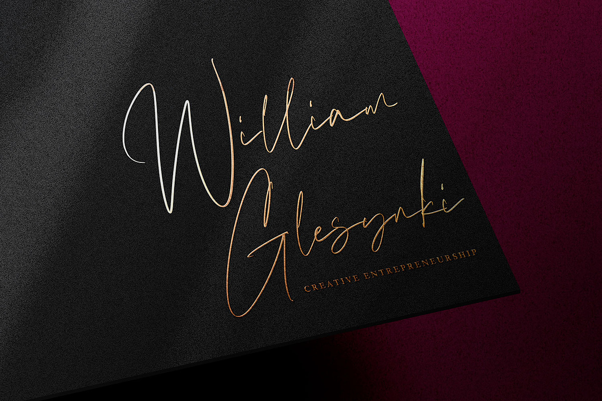 Mahallina Signature Script Font, a Script Font by Kotak Kuning Studio (Photo 2 of 9)