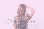 Samantha Signature, a Script Font by Analogous (Thumbnail 4 of 8)