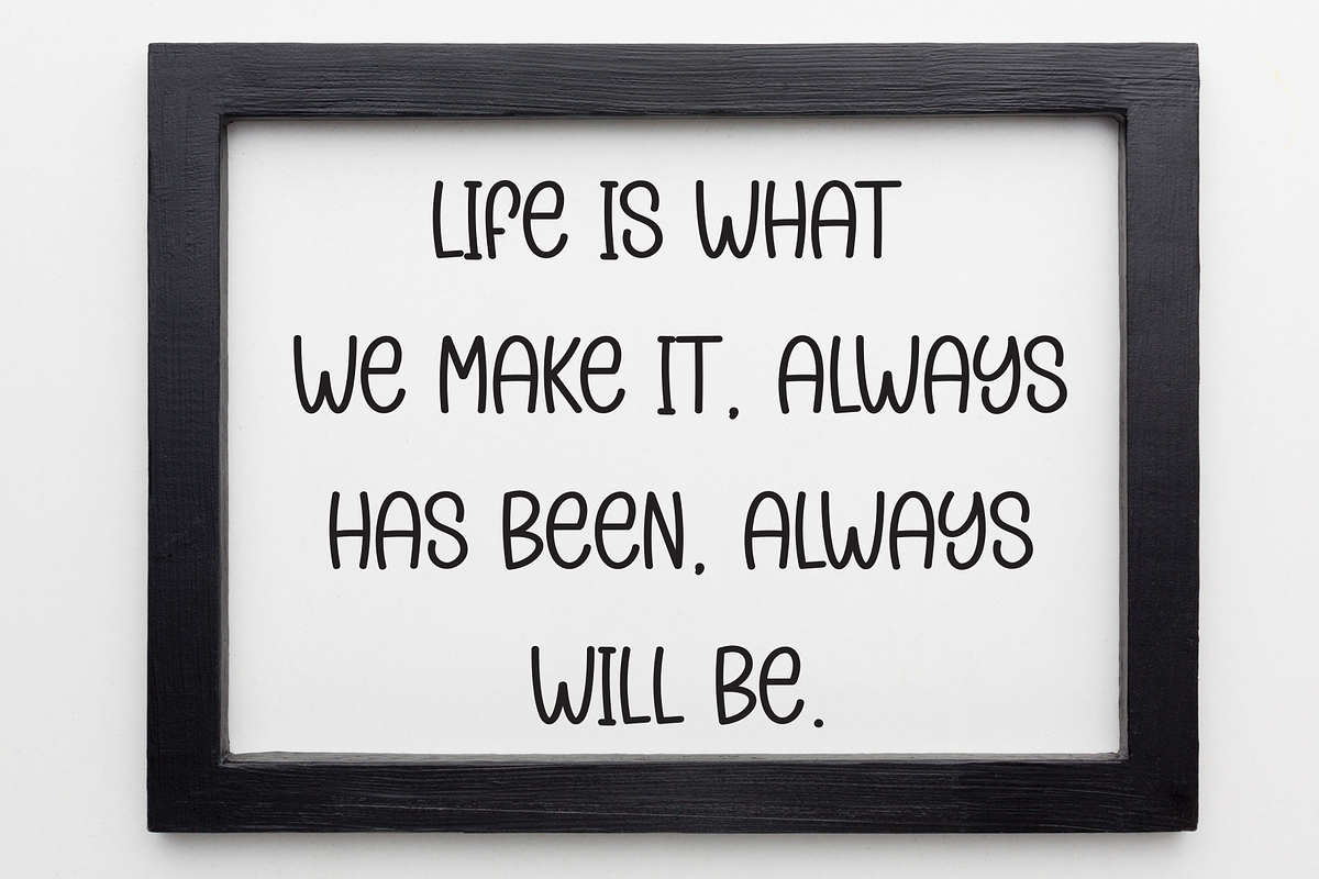 Spesial Designer | Script Font, a Script Font by Scratchones (Photo 3 of 8)