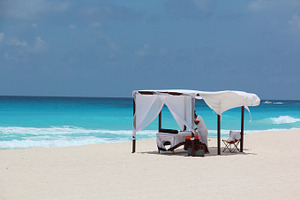 Massage booth Cancun Mexico