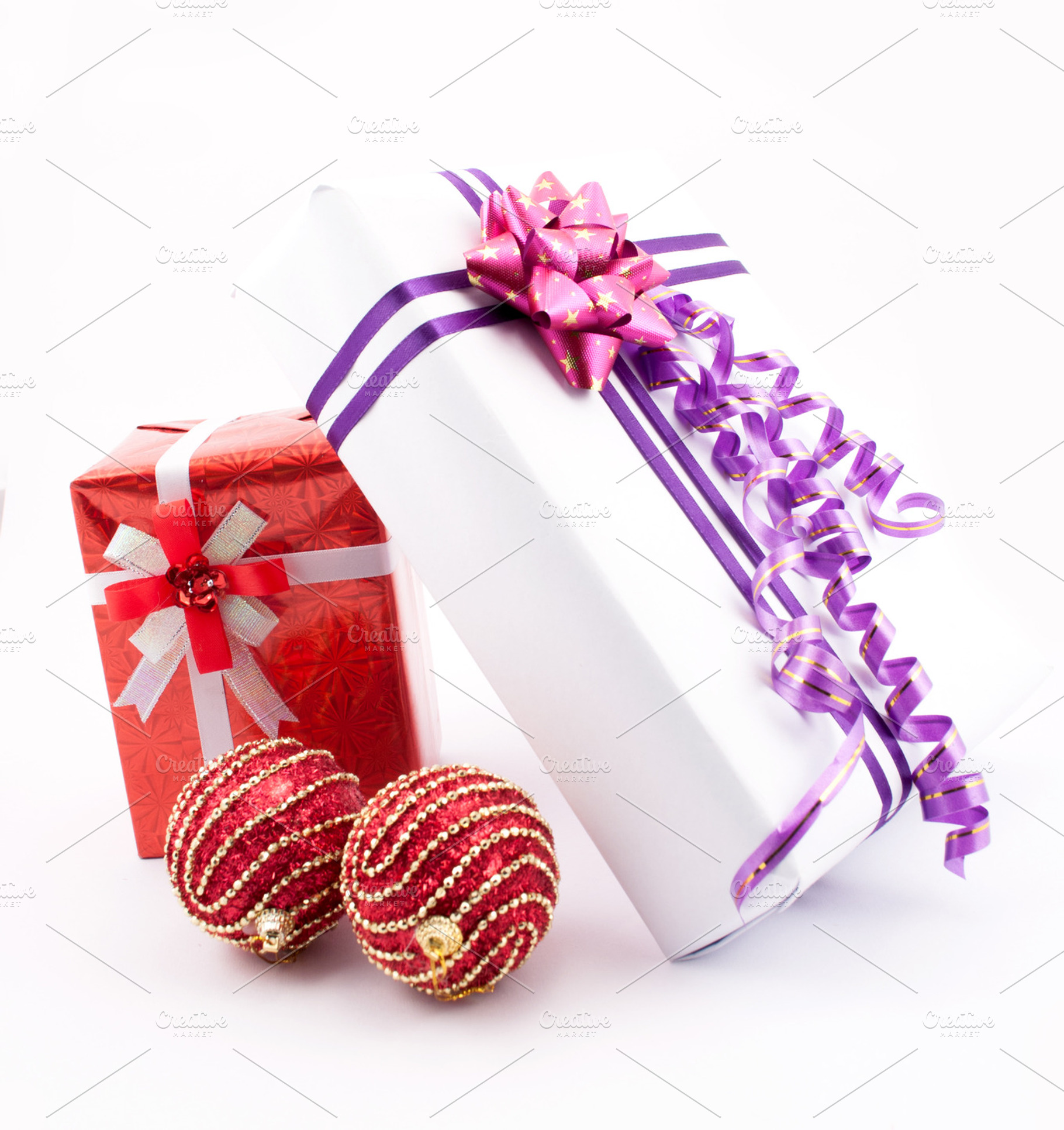 gifts with baubles