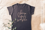 Aubrielle Script Font, a Script Font by Awanstudio (Thumbnail 7 of 9)
