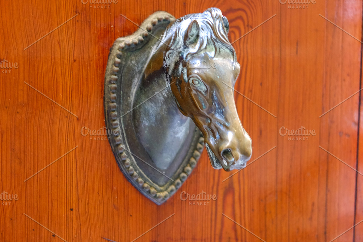Venice Door Hardware: Hi-Res Images, an Architecture Photo by Deviant (Photo 3 of 10)
