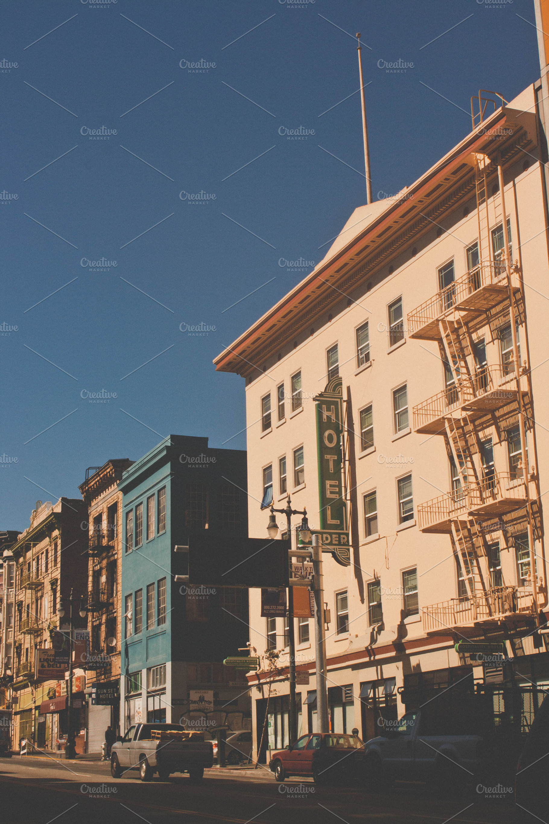 Retro San Francisco Hotel