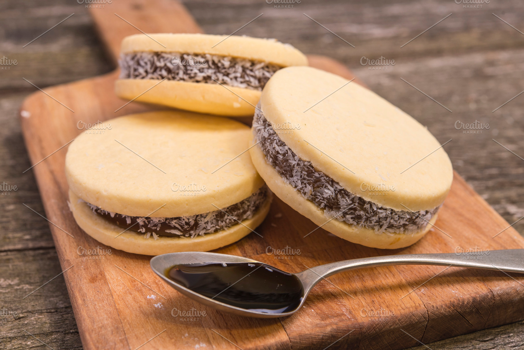 Alfajores delicious traditional Argentine, of caramel sauce, a Food & Drink Photo by DalaiFood
