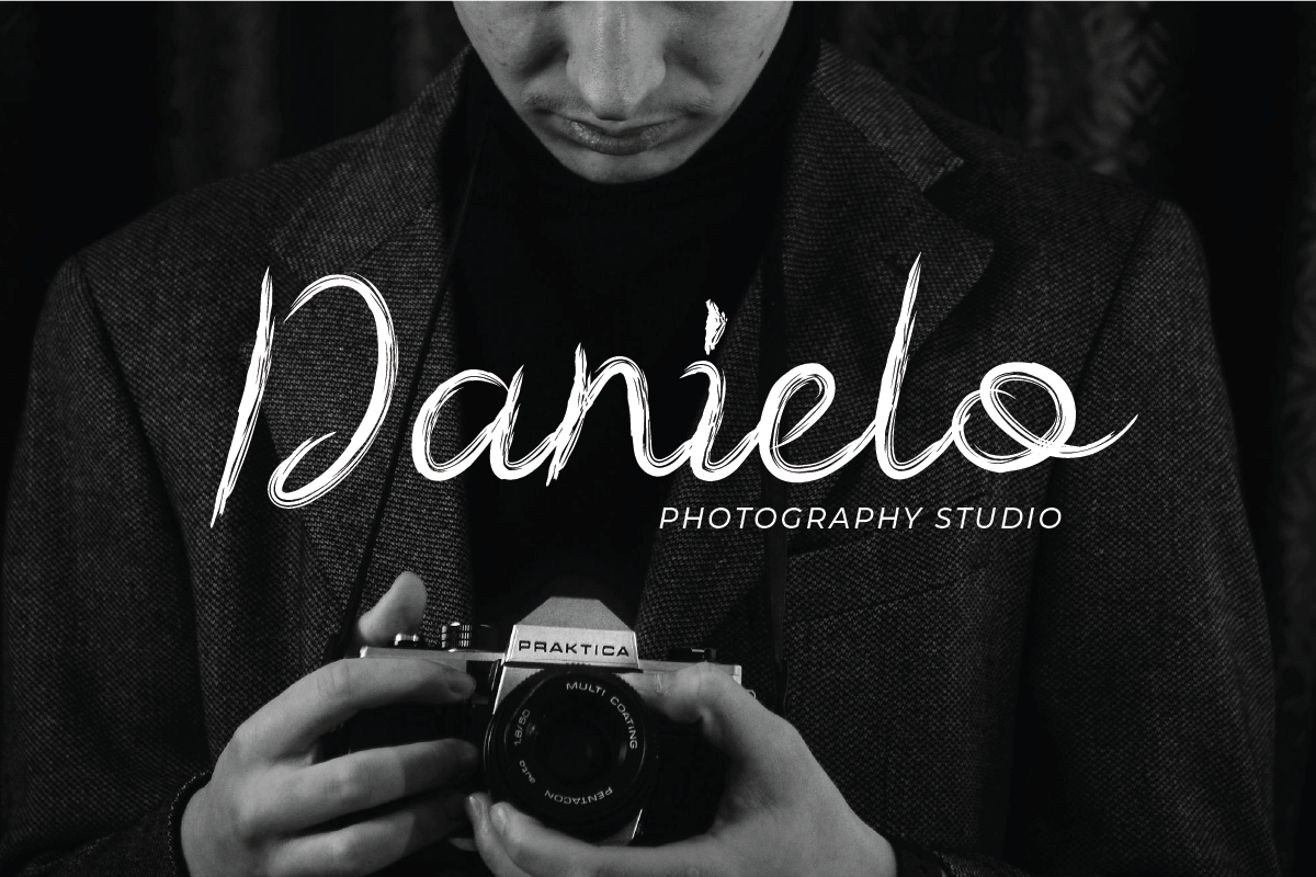 Rolicha, a Handwritten Font by Zafiratype (Photo 8 of 12)