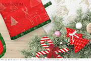 Christmas Oven Mitt & Potholders, a Product Mockup by mock-ups (Thumbnail 4 of 16)