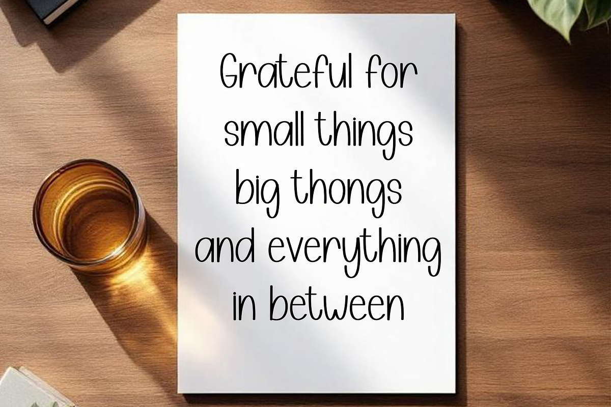Simple Famous, a Script Font by InermediaSTUDIO (Photo 5 of 8)
