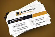 Monochrome Business Card PSD, a Business Card Template by Mohammad Sarfaraz (Thumbnail 2 of 7)